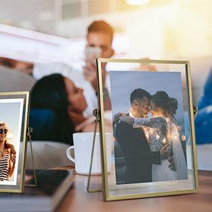 Set of 3 Floating Glass Picture Frames – Minimalist Metal Geometric Photo Frame Collection, Fits 4x4, 4x6, 5x7 Photos
